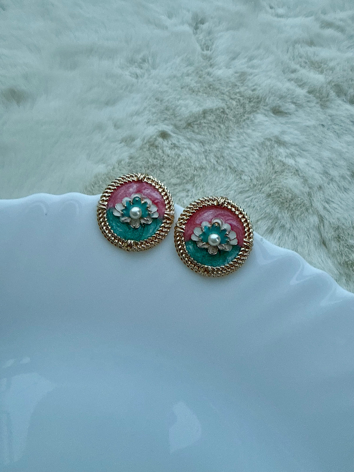 Rosé Bloom Stud Earrings