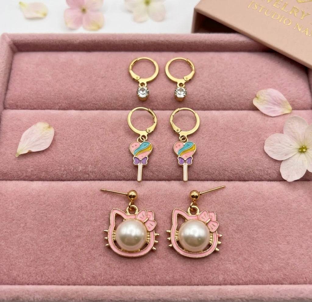 Hello kitty earrings