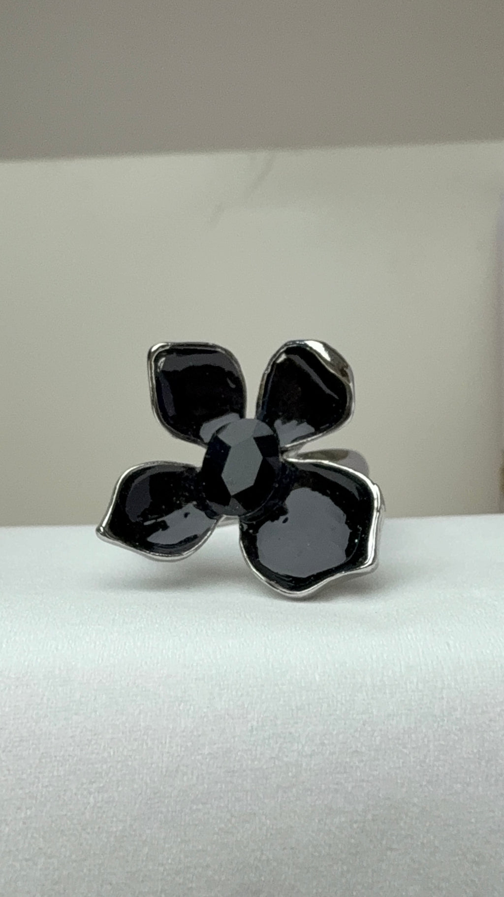 🌸 Rosé Bloom Rings (Multiple Colors)